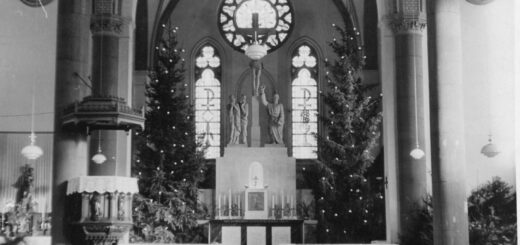 Foto weihnachtlicher Altarraum 1950